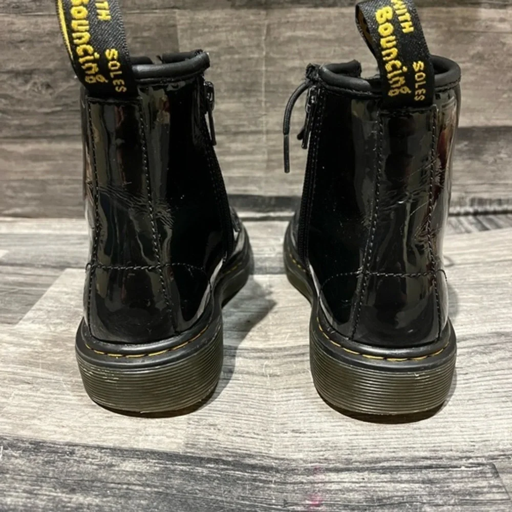 Doc Martens Air Wair Size 1US‎ Kids BLACK GLOSSY ANKLE HIGH SIDE ZIP 1460J